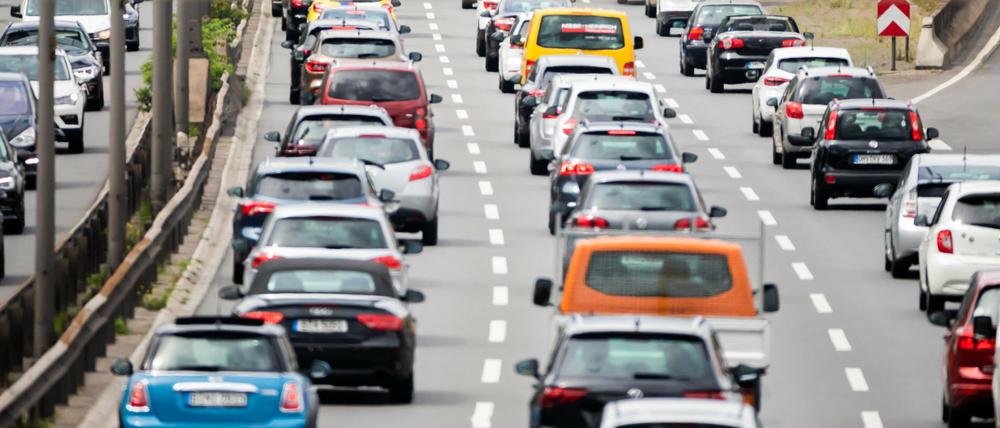 Stau auf der A100 (Archivbild).