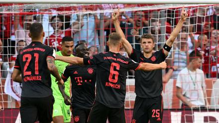 Thomas Müller bejubelt sein Tor zum 2:0.