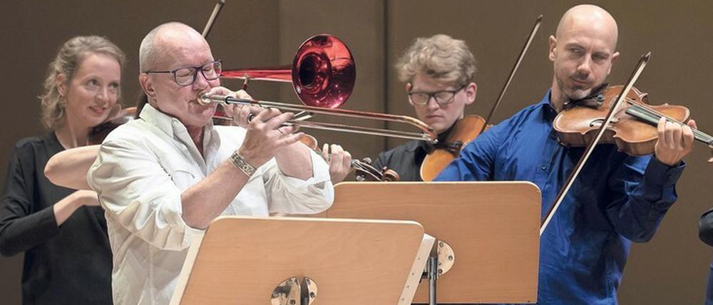 Jazzposaunist Nils Landgren traf bei diesem Konzert auf die Streicher von O Modernt.