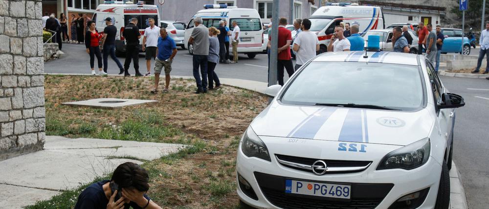 Die Verletzten wurden in ein Krankenhaus in Cetinje gebracht.