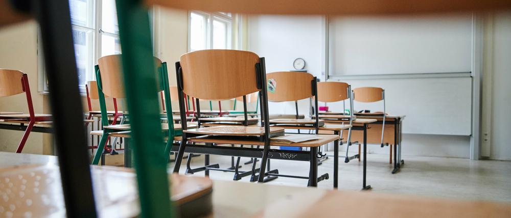 Leeres Klassenzimmer. Die Kinder lernten während des Lockdowns größtenteils zu Hause.