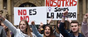 Nach einer Gruppenvergewaltigung im Jahr 2018 protestierten Tausende auf Spaniens Straßen für ein verschärftes Sexualstrafrecht.