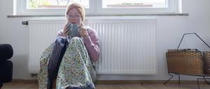 Decken und heißer Tee: Der Winter könnte hart werden.