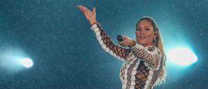 Helene Fischer steht nach einer Pause wieder auf der Bühne.