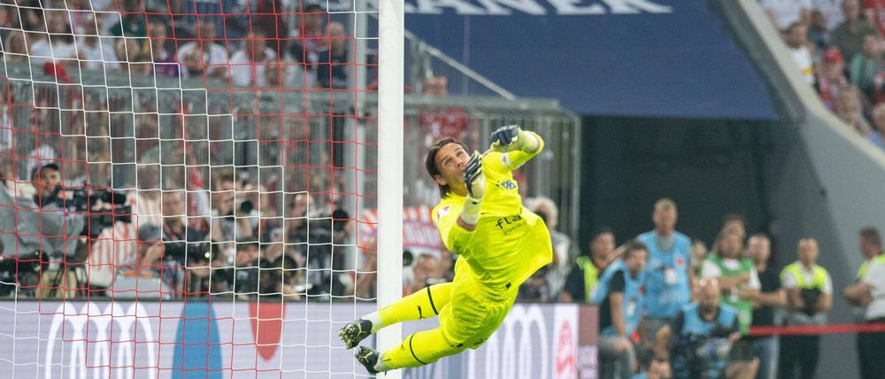 Der fliegende Schweizer. Yann Sommer brachte die Münchner gleich reihenweise zur Verzweiflung.