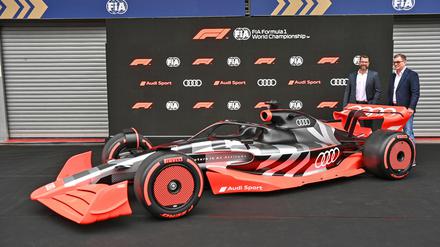 Am Freitag gab Audi zumindest einen kleinen Vorgeschmack, wie der zukünftige Rennwagen aussehen könnte.