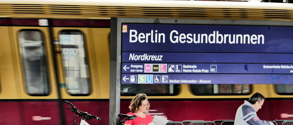 Unter anderem zwischen den Bahnhöfen Gesundbrunnen und Bornholmer Straße müssen Fahrgäste auf alternative S-Bahn-Linien umsteigen.