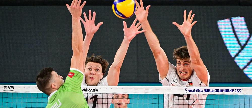 Auch die beiden Deutschen Lukas Kampa (li.) und Tobias Krick (re.) konnten eine Niederlage gegen Slowenien nicht mehr verhindern.