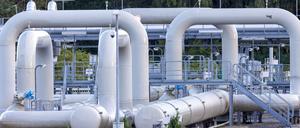 Rohrsysteme und Absperrvorrichtungen in der Gasempfangsstation der Ostseepipeline Nord Stream 1.