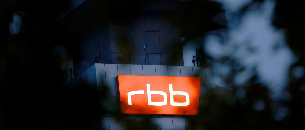 Der RBB in der Diskussion. Ein externer Kandidat soll an die Senderspitze.