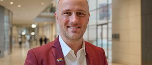 Sven Lehmann ist Parlamentarischer Staatssekretär im Familienministerium und Queer-Beauftragter der Bundesregierung.