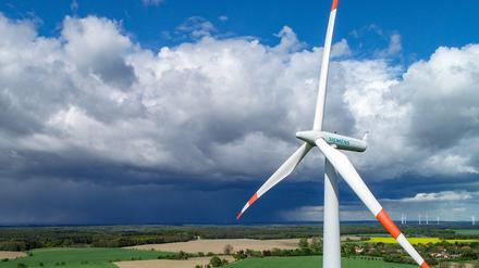 Bis 2040 sollen Windkraftanlagen 15 Gigawatt Strom produzieren - zurzeit sind es 7,5 Gigawatt.