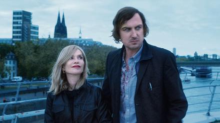 Isabelle Huppert spielt eine Verlegerin, Lars Eidinger einen Autor. 