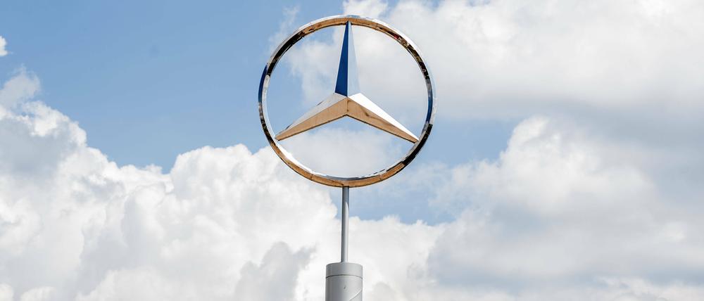 Mercedes Benz will die Produktion bis 2030 komplett auf Elektrofahrzeuge umstellen.