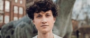 Der Schriftsteller Joshua Groß. Er wurde 1989 im bayerischen Grünsberg geboren.