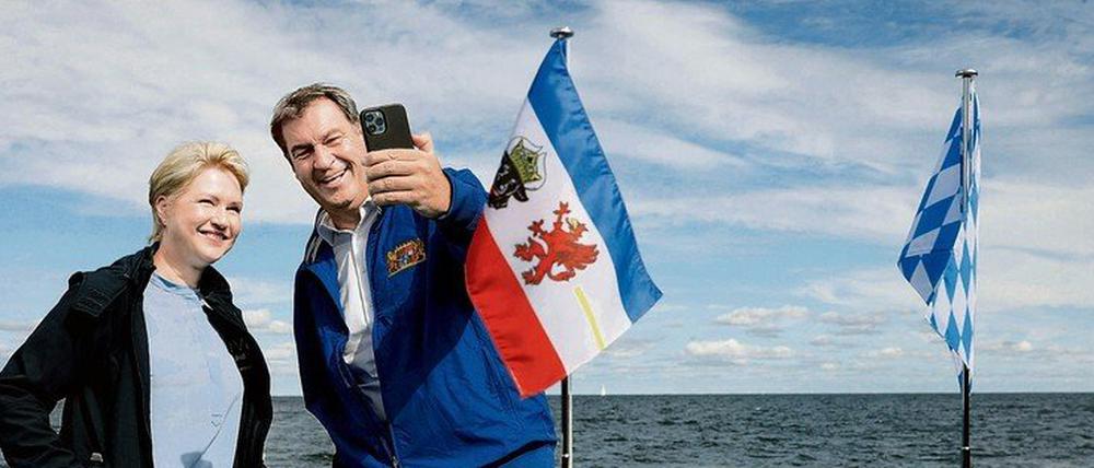 Schöne Bilder für zwei Länder-Chefs, die unter Druck stehen. 