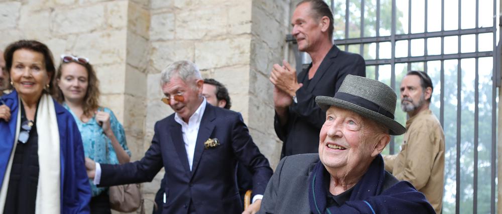 Georg Baselitz zeigte sich beim Empfang auf dem Pfingstberg hoch erfreut.