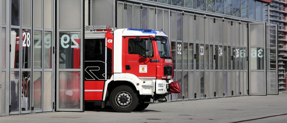 Die Feuerwehr konnte beide Feuer schnell löschen (Symbolbild).