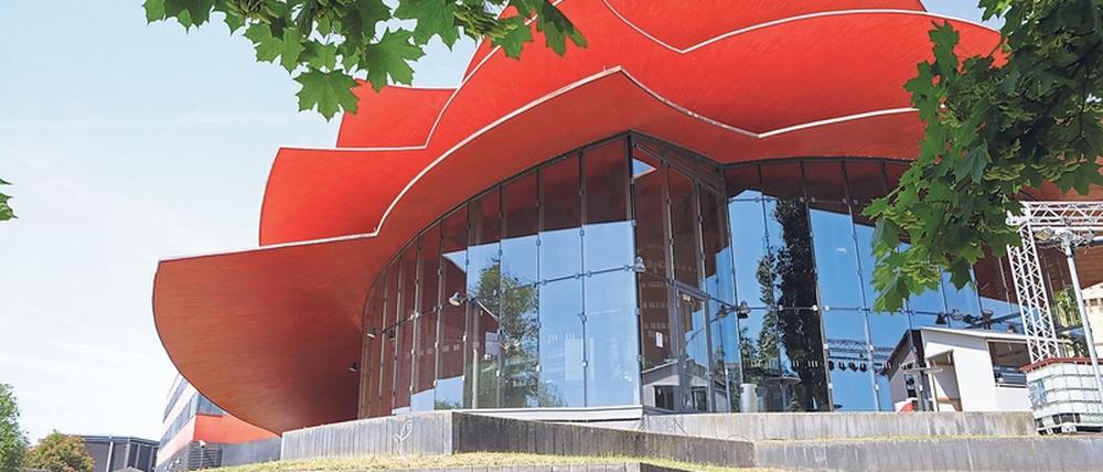 Das Hans Otto Theater wird seit 2018 von Bettina Jahnke geführt