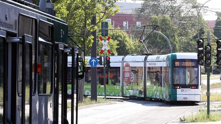Weil Fahrer fehlen, fahren in Potsdam weniger Trams und Busse. 