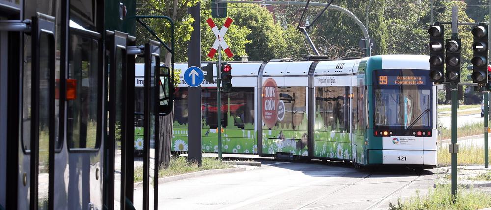 Weil Fahrer fehlen, fahren in Potsdam weniger Trams und Busse.