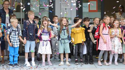 Einschulung in der "Grundschule am Telegrafenberg" in Potsdam.