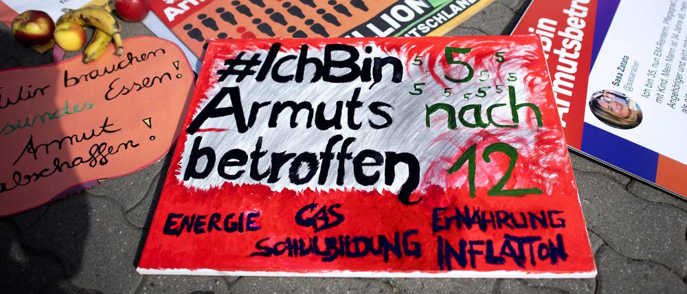 #IchBinArmutsbetroffen. Kampagne für armutsfeste Mindestlöhne und Grundsicherung gegen Kinderarmut