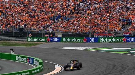 Max Verstappen fuhr zur Freude seine Fans einen sicheren Sieg heraus.