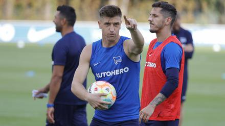 Wo geht's hier nach Italien. Krzysztof Piatek ist schon übern Brenner. Jetzt versucht er es bei US Salernitana.