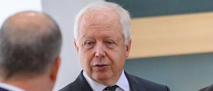Tom Buhrow, Vorsitzender der ARD, erklärt im Medienausschuss des Landtages von Sachsen-Anhalt die ARD.