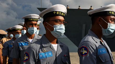 Marinesoldaten auf einem Marinestützpunkt auf den Penghu-Inseln in Taiwan am 30. August 2022. 