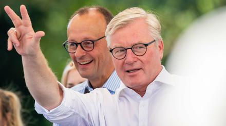 Bernd Althusmann (r) will am 9. Oktober Ministerpräsident von Niedersachsen werden.