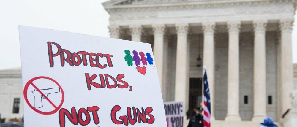 Ein Archivfoto zeigt eine Demonstration gegen Waffenbesitz in den USA im Jahr 2019.