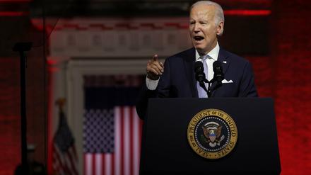 US-Präsident Joe Biden spricht bei einer Veranstaltung in Philadelphia. 