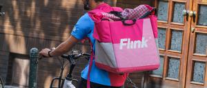 Die Fahrer des Lieferdienstes Flink sind nun im gesamten Stadtgebiet unterwegs.