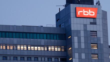 Das Hauptgebäude des Rundfunk Berlin-Brandenburg in der Masurenallee.