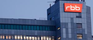 Das Hauptgebäude des Rundfunk Berlin-Brandenburg in der Masurenallee.