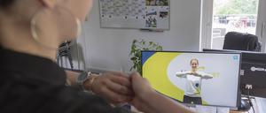 Sport vor dem Bildschirm. Anders geht es ja nicht.