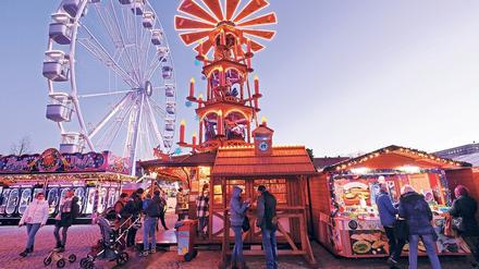 Auf dem Weihnachtsmarkt müssen Händler sogenannte Glühwein-Durchlauferhitzer benutzen.