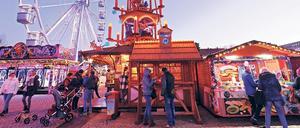 Auf dem Weihnachtsmarkt müssen Händler sogenannte Glühwein-Durchlauferhitzer benutzen.