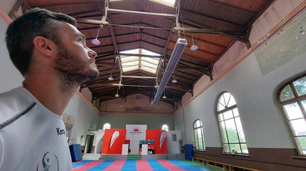 In der Turnhalle des Bornimer Sportclubs gibt es laut Geschäftsführer Julian Päpke-Alisch kaum Energiesparmöglichkeiten.