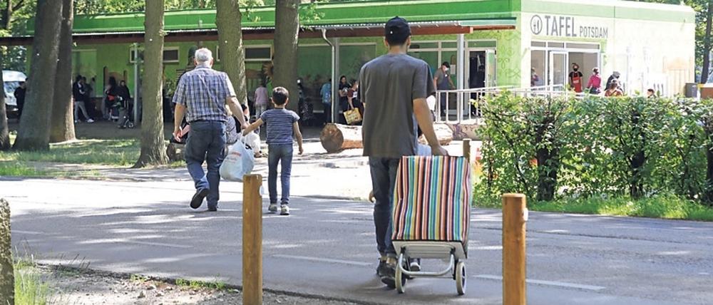 Voll. Anfang Juni hatte die Tafel einen Aufnahmestopp für neue Kunden verhängt.