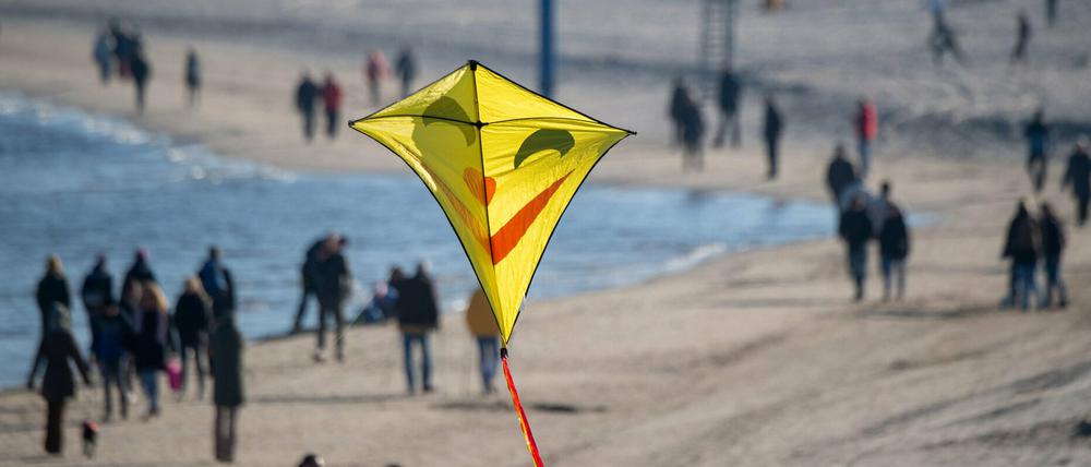 Die Ostsee ist auch im Herbst ein beliebtes Urlaubsziel.