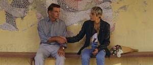  Amnon (Gia Agumava) und Moe (Bebe Sesitashvili) in „Wet Sand“ .