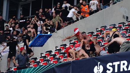 In Nizza kam es zu schweren Krawallen.