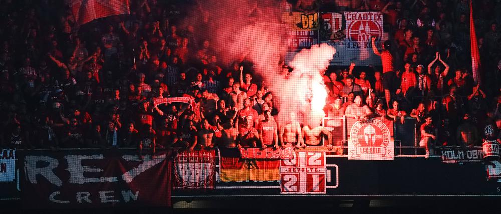 Beim Europa-League-Spiel zwischen Nizza und Köln kam es zu Ausschreitungen.