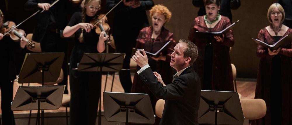 Justin Doyle und der RIAS Kammerchor in der Philharmonie