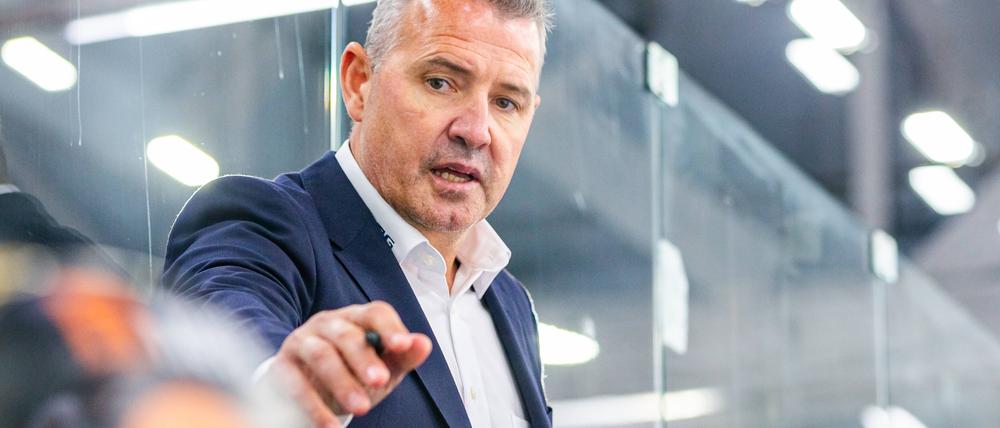 War zufrieden mit seinem Team. Eisbären-Trainer Serge Aubin.