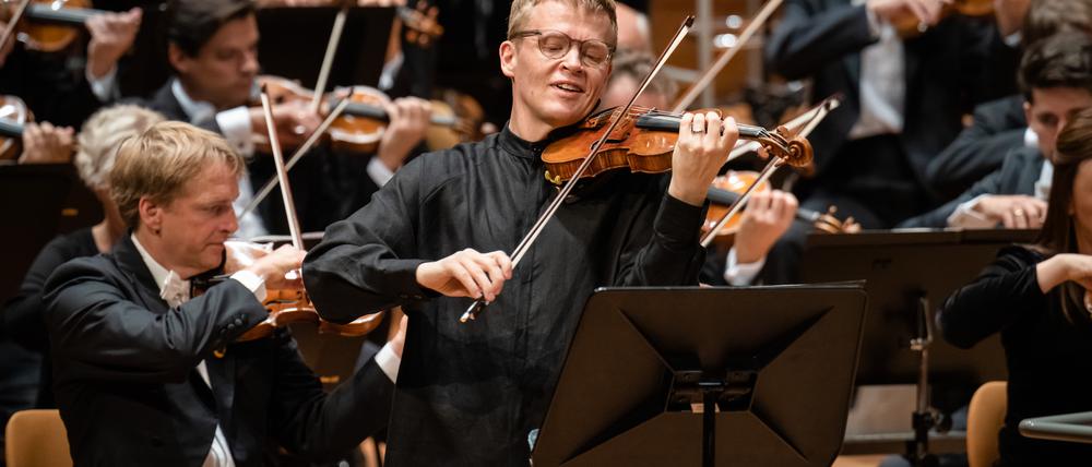 Pekka Kuusisto spielte das Violinkonzert von Adès