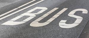 Die Busspur in der Clayallee wurde vom Gericht im Eilverfahren für rechtswidrig erklärt.